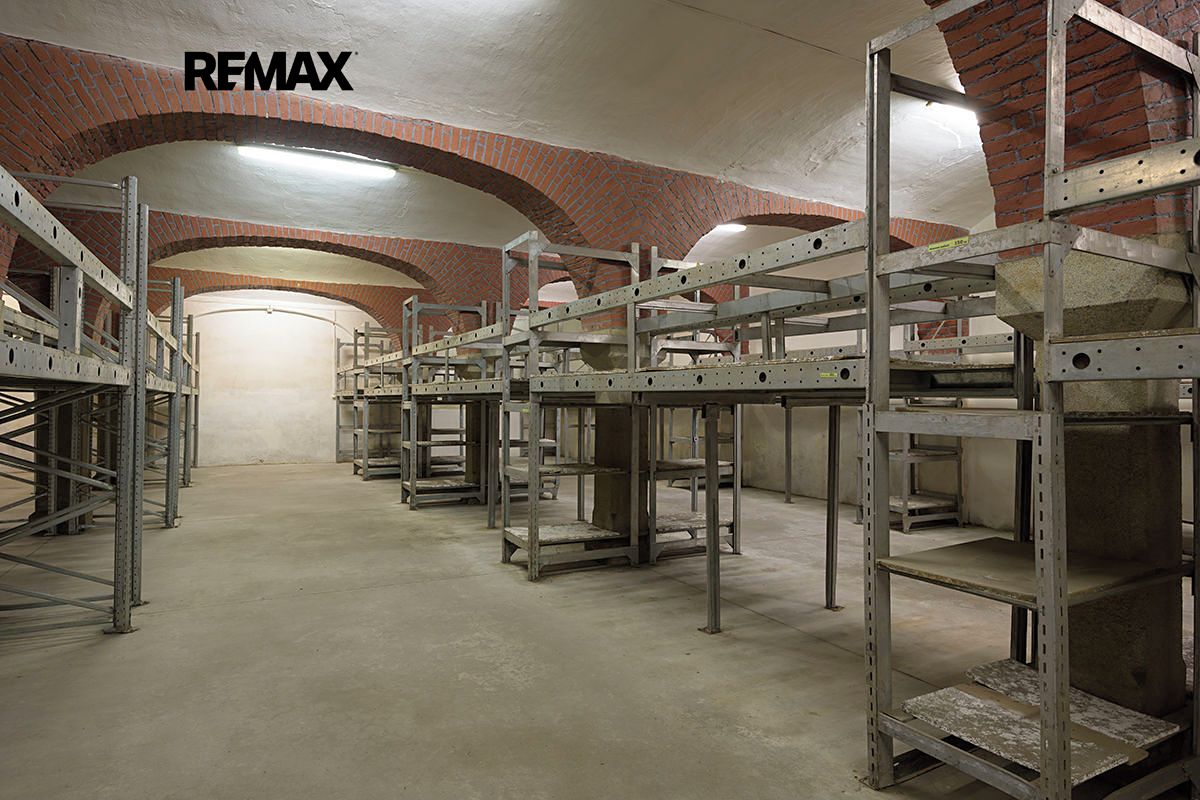 Prodej skladového prostoru 450 m², Protivín – fotka 1 z 3