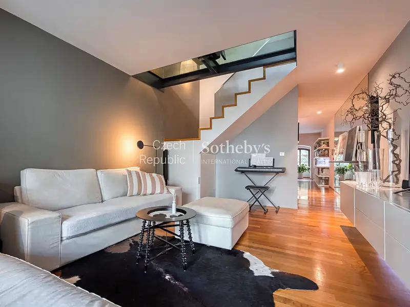 Prodej bytu 3+1 98 m², Praha – náhled fotky 3