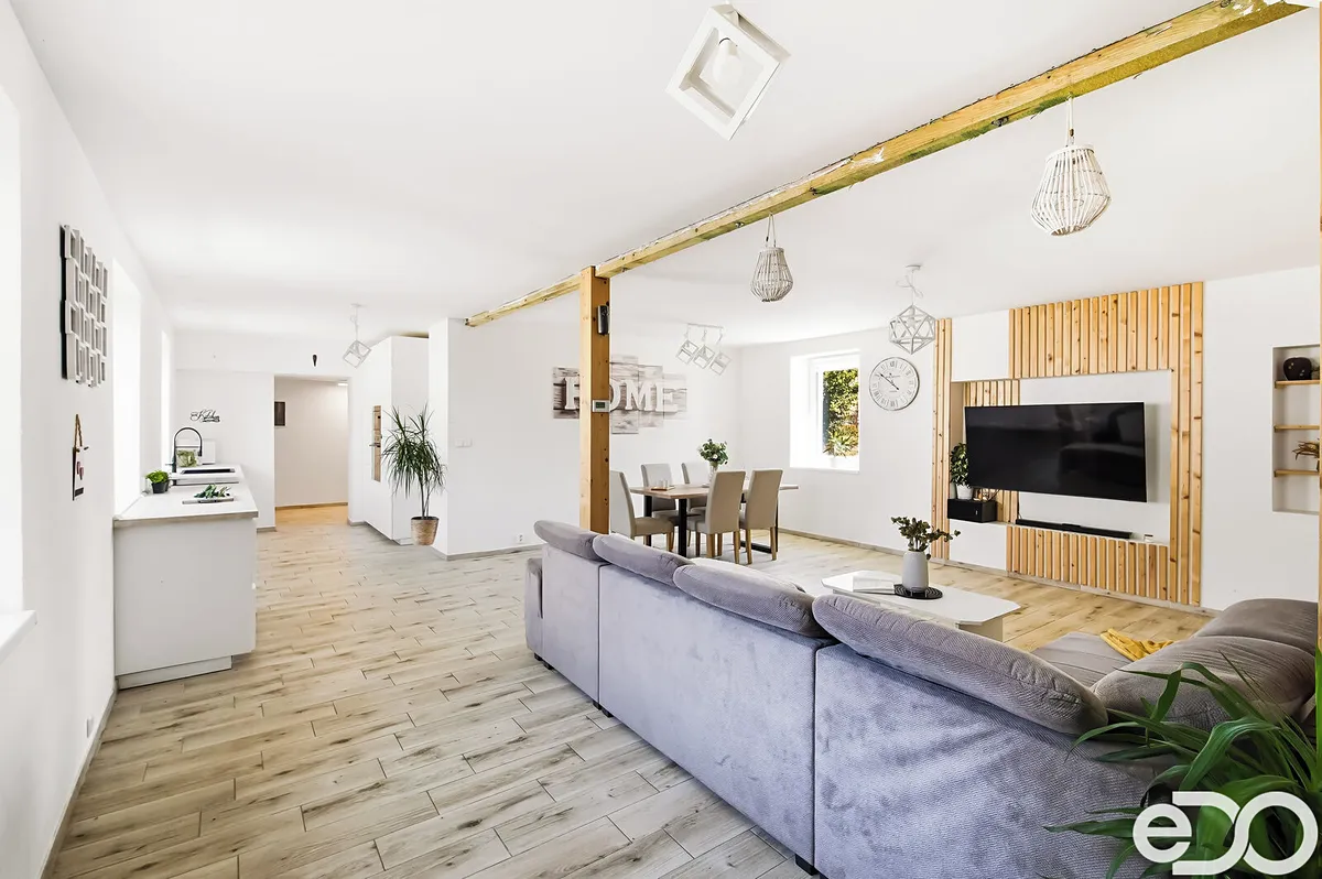 Prodej rodinného domu 213 m², pozemek 366 m²