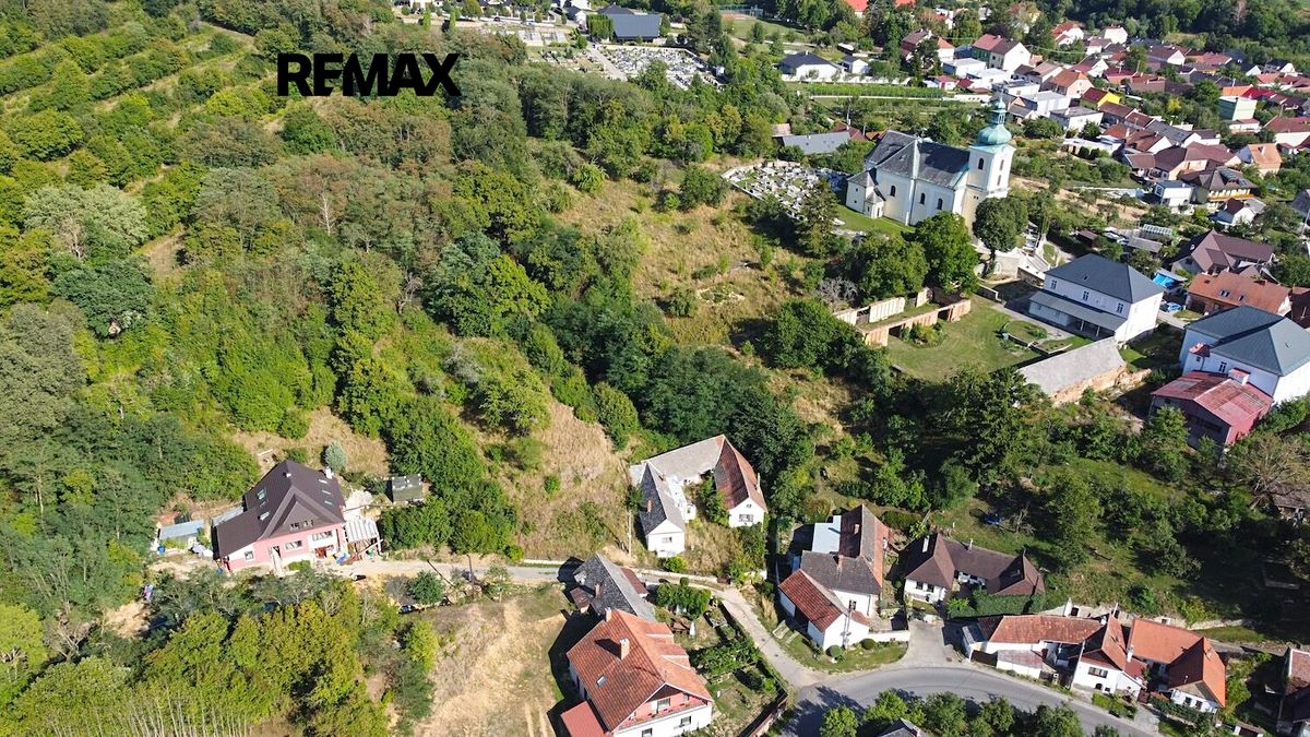 Prodej stavebního pozemku 3489 m² – fotografie 3