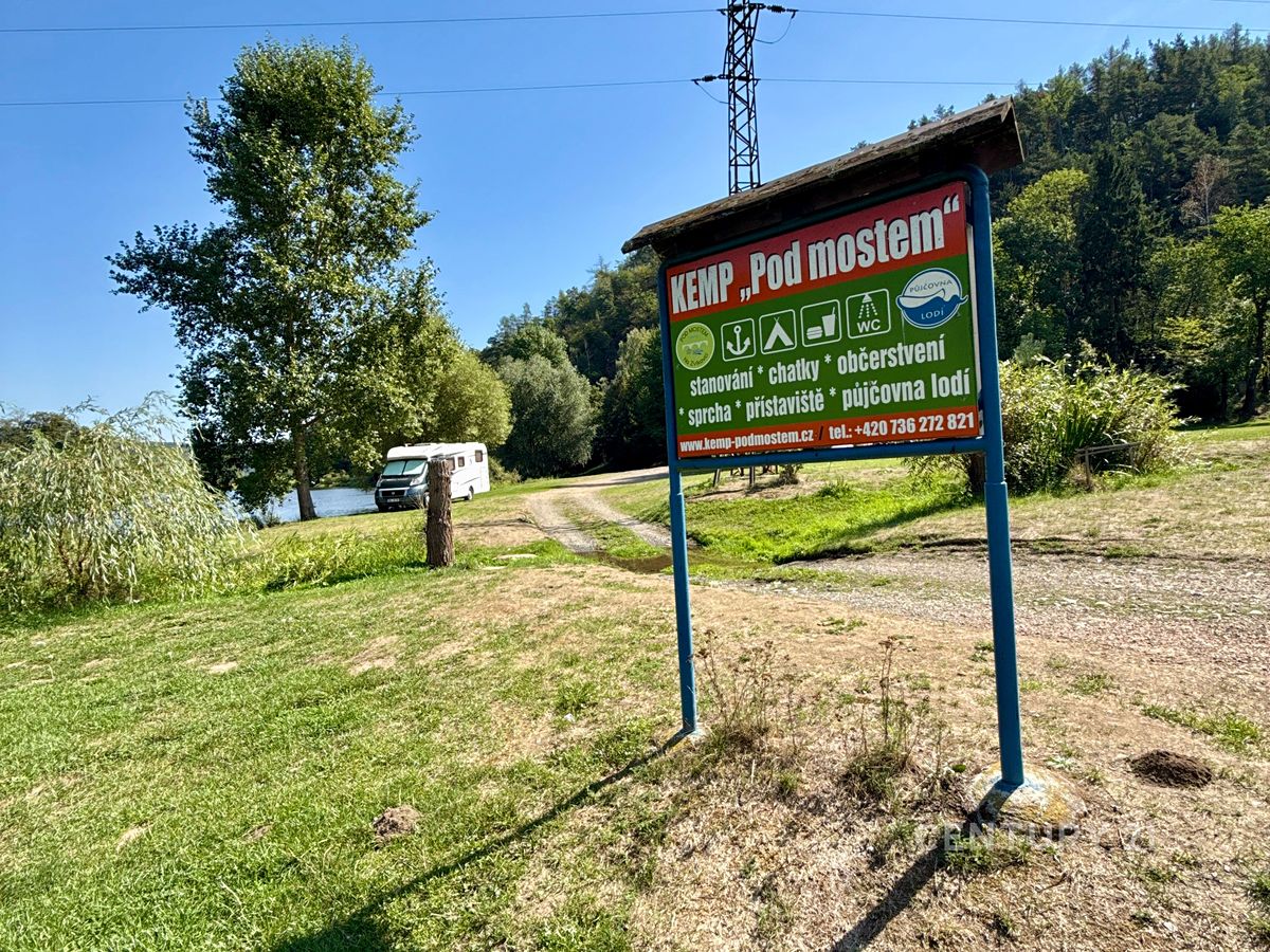 Prodej komerční nemovitosti 122 m² – fotografie 3