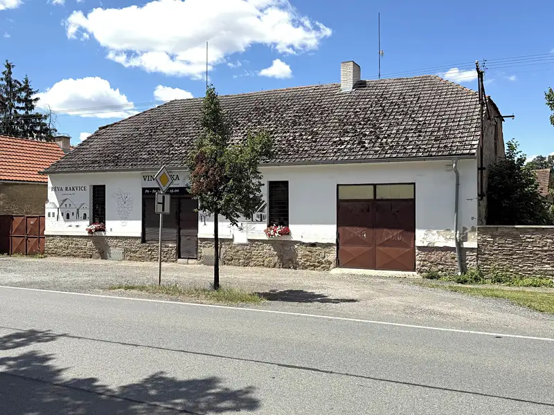 Prodej obchodního prostoru 634 m², Libomyšl – náhled fotky 2