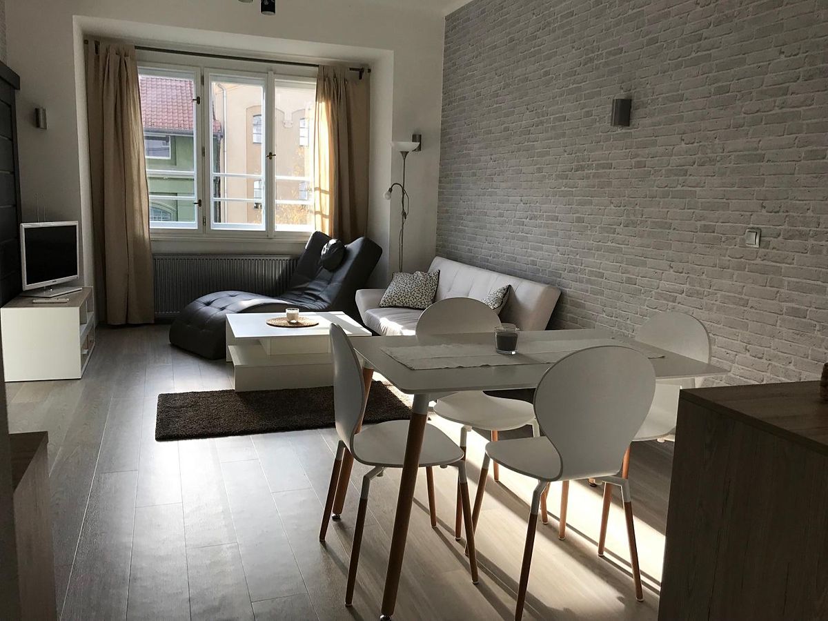 Pronájem bytu 2+kk 50 m² – fotografie 2