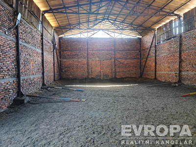 Pronájem skladového prostoru 224 m²