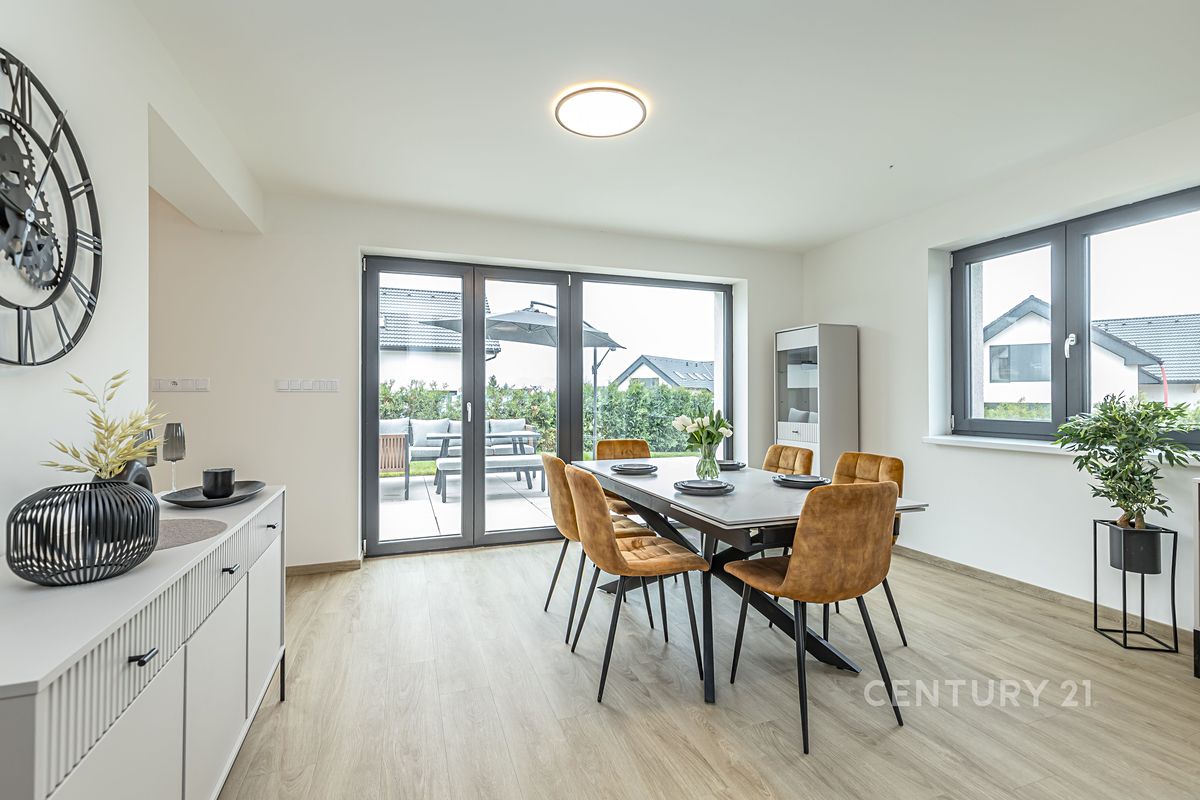 Prodej bytu 4+kk 93 m² – fotografie 2