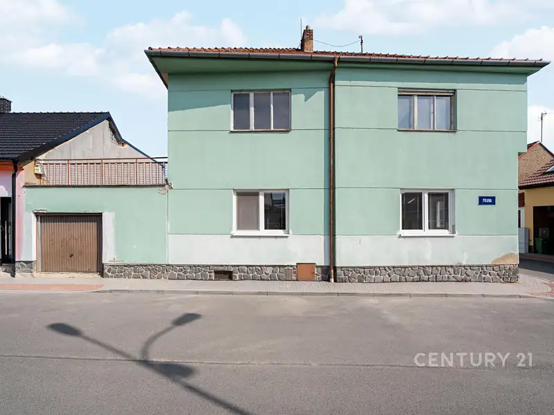 Prodej rodinného domu 236 m², pozemek 335 m², Slavkov u Brna – náhled fotky 2