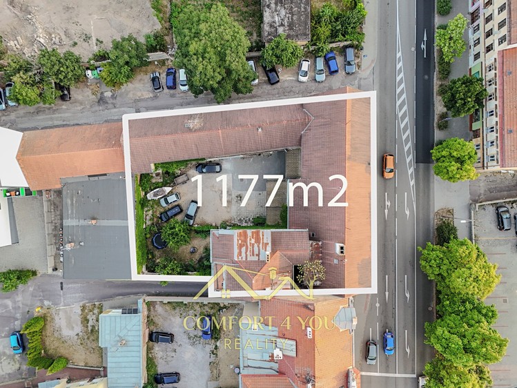Prodej komerčního prostoru, 1 250 m² (4 z 31)
