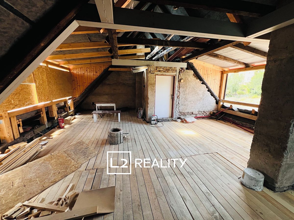 Prodej půdního prostoru 56 m², Praha – fotka 1 z 3