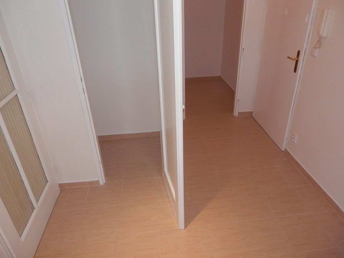Pronájem bytu 2+1 89 m² – fotografie 5