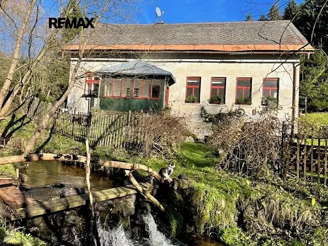 Prodej rodinného domu 250 m², pozemek 900 m², Smržovka – náhled fotky 2