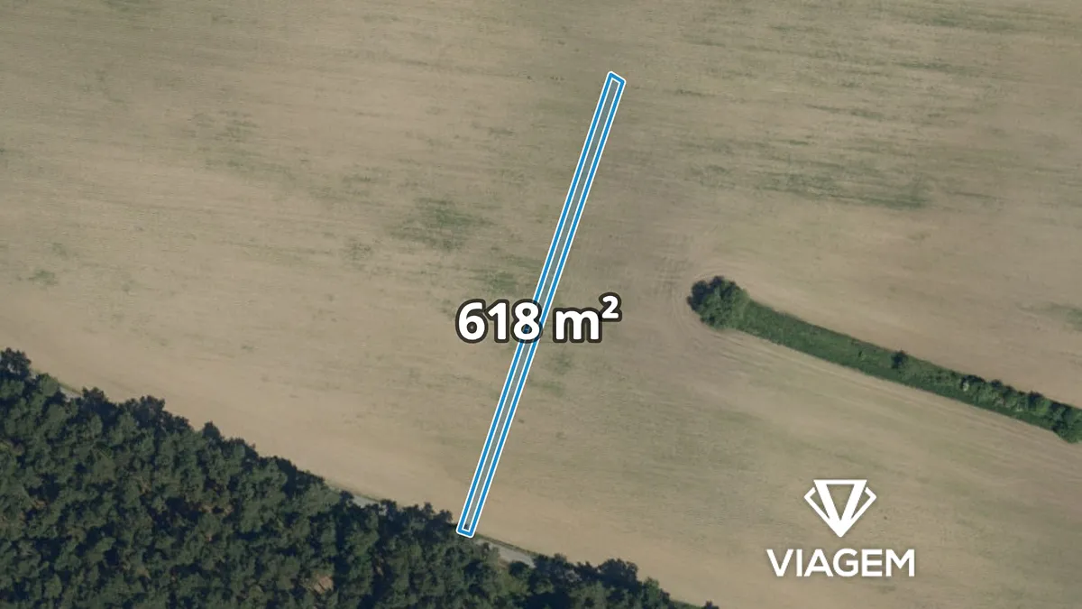 Prodej pole 618 m²