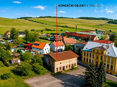 Prodej komerčního prostoru, 236 m² (2 z 9)