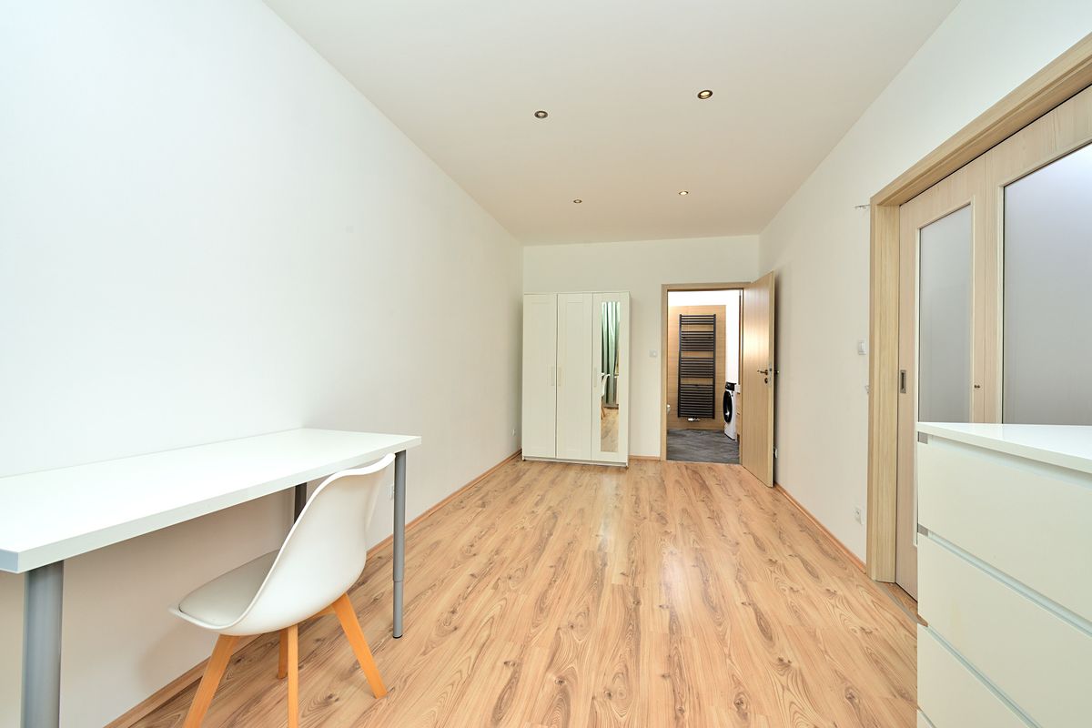 Pronájem bytu 3+kk 74 m² – fotografie 5