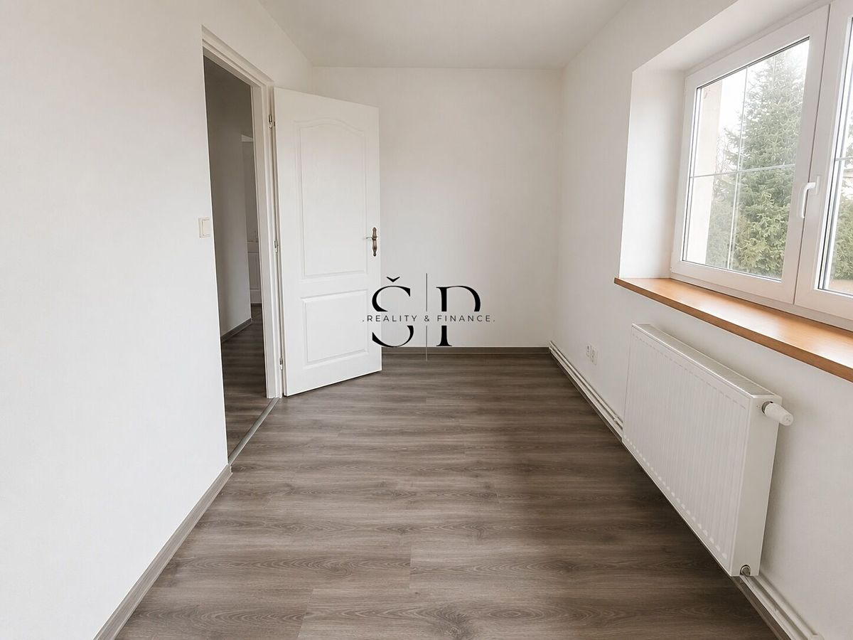 Pronájem rodinného domu 300 m², pozemek 2218 m² – fotografie 4