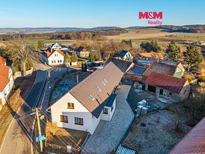 Prodej rodinného domu 225 m², pozemek 1397 m²