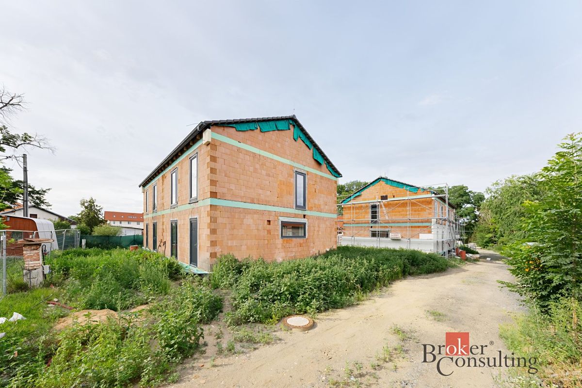 Prodej rodinného domu 127 m², pozemek 246 m² – fotografie 3