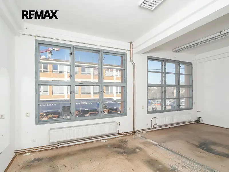 Pronájem obchodního prostoru 25 m², Zlín – náhled fotky 1
