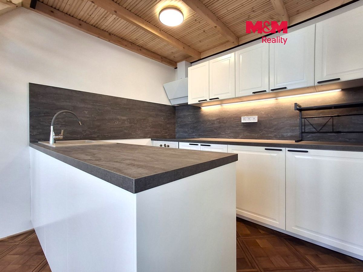 Pronájem bytu 2+kk 55 m²