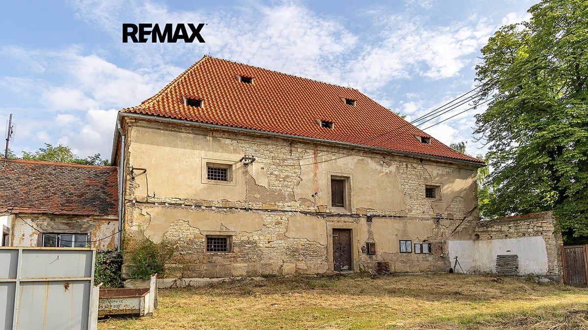 Prodej zemědělské usedlosti 2500 m², pozemek 6610 m² – fotografie 3
