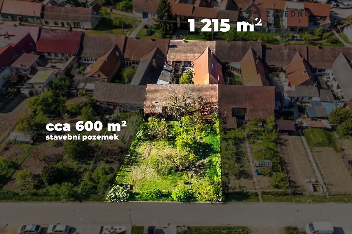 Prodej rodinného domu 160 m², pozemek 1215 m²