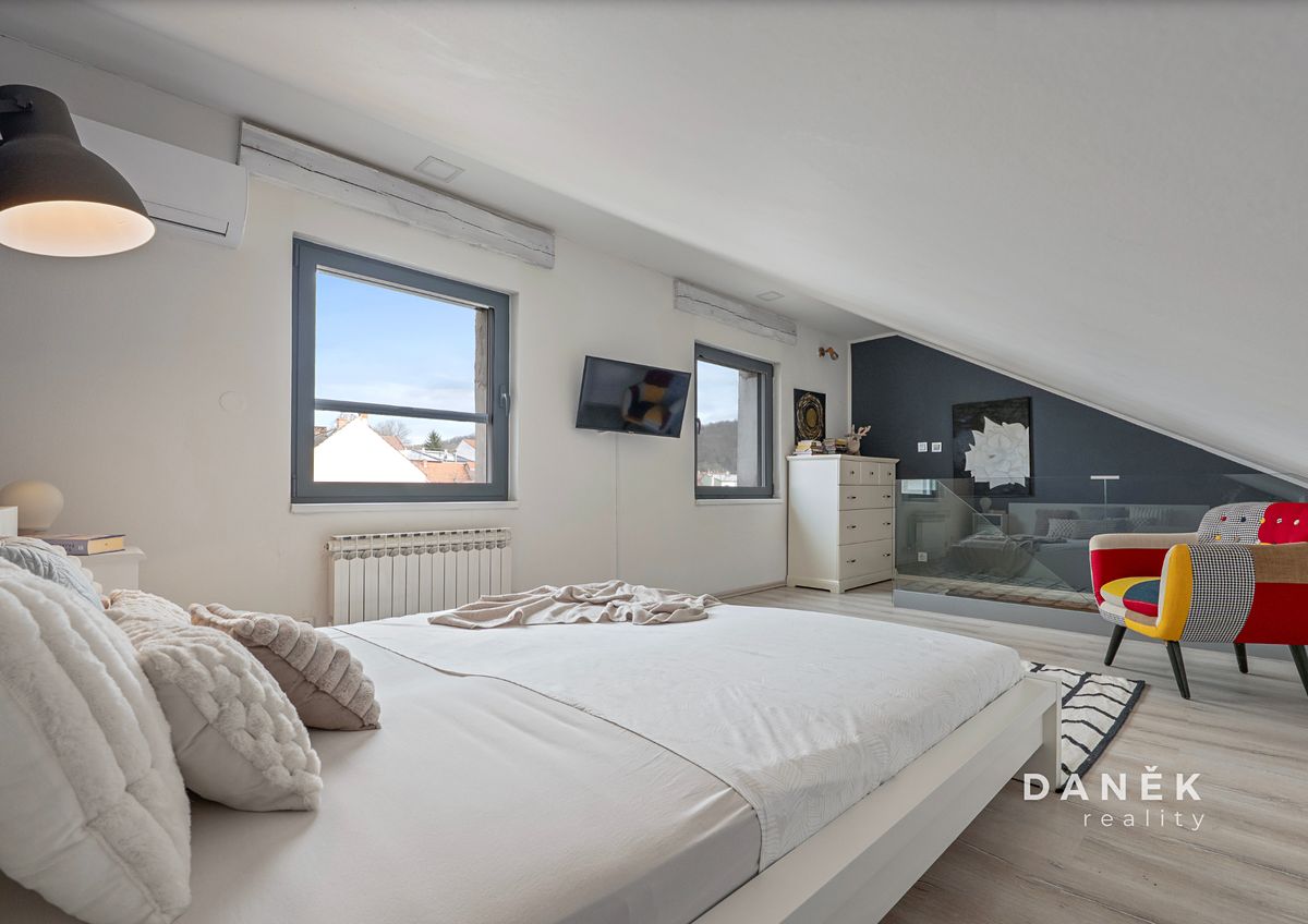 Pronájem rodinného domu 150 m², pozemek 214 m² – fotografie 3