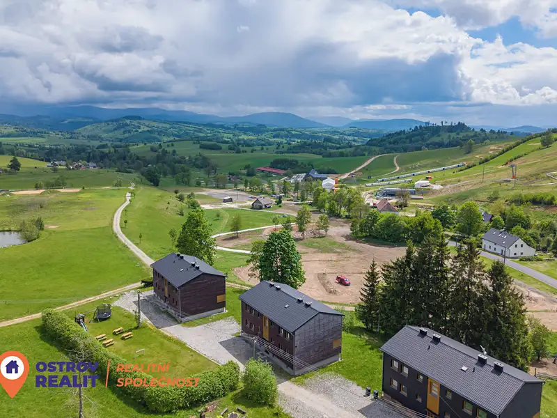 Prodej bytu 2+kk 48 m², Staré Město – náhled fotky 3