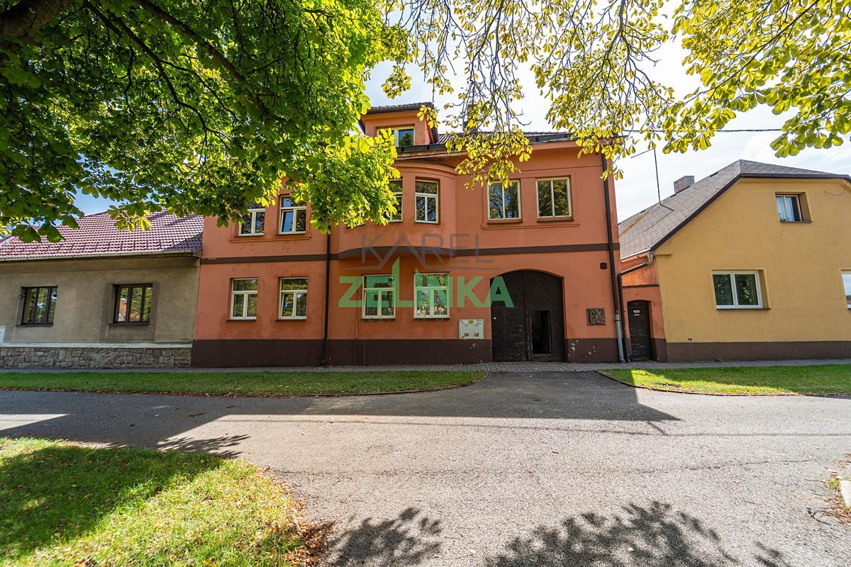 Prodej rodinného domu 511 m², pozemek 1040 m²