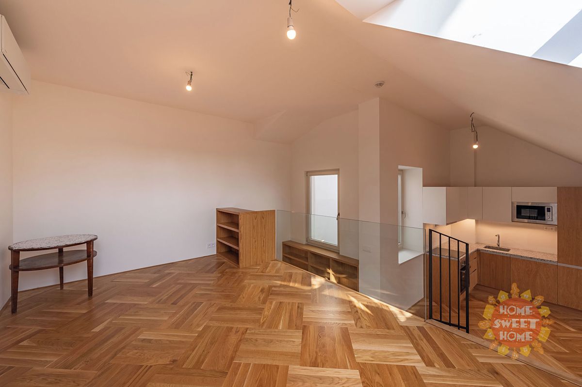 Pronájem bytu 2+kk 86 m² – fotografie 4