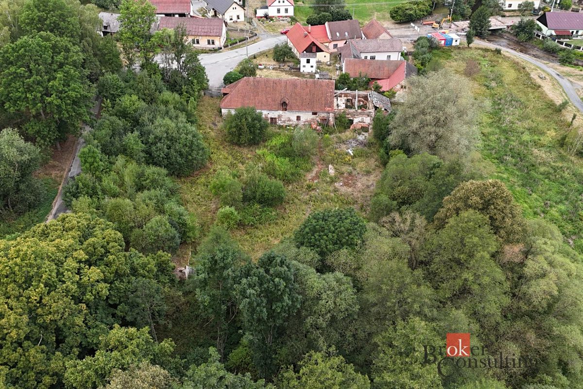 Prodej stavebního pozemku 4500 m² – fotografie 3