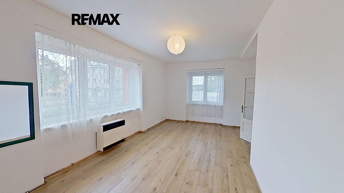 Pronájem bytu 2+1 76 m² – fotografie 2