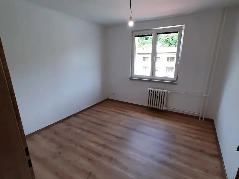 Prodej bytu 3+1 60 m², Vsetín – náhled fotky 3