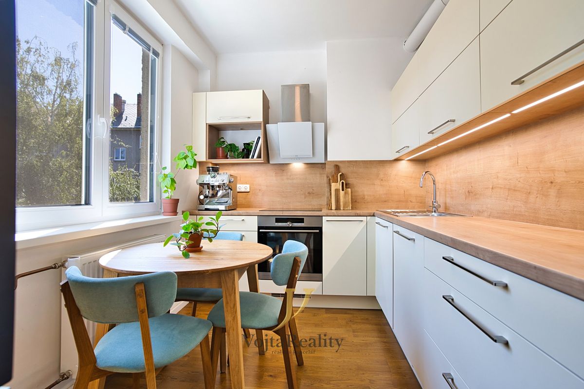 Prodej bytu 3+1 64 m² – fotografie 2