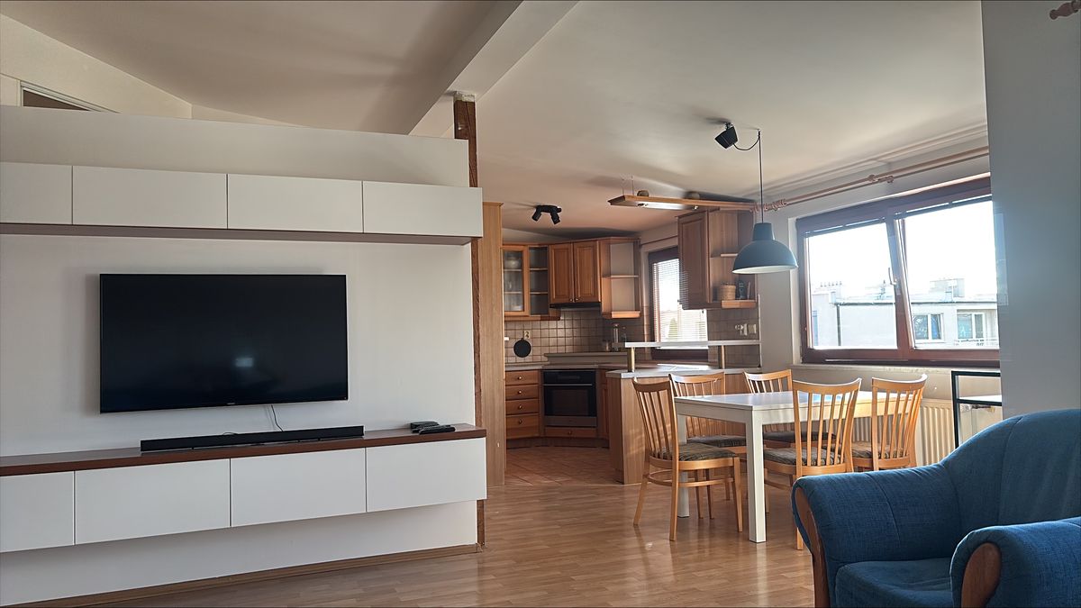 Pronájem bytu 3+kk 95 m²