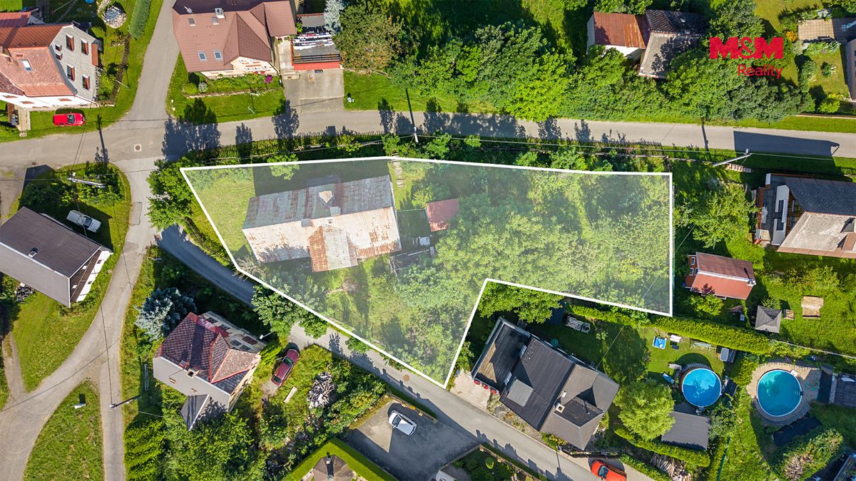 Prodej rodinného domu 180 m², pozemek 1174 m² – fotografie 3