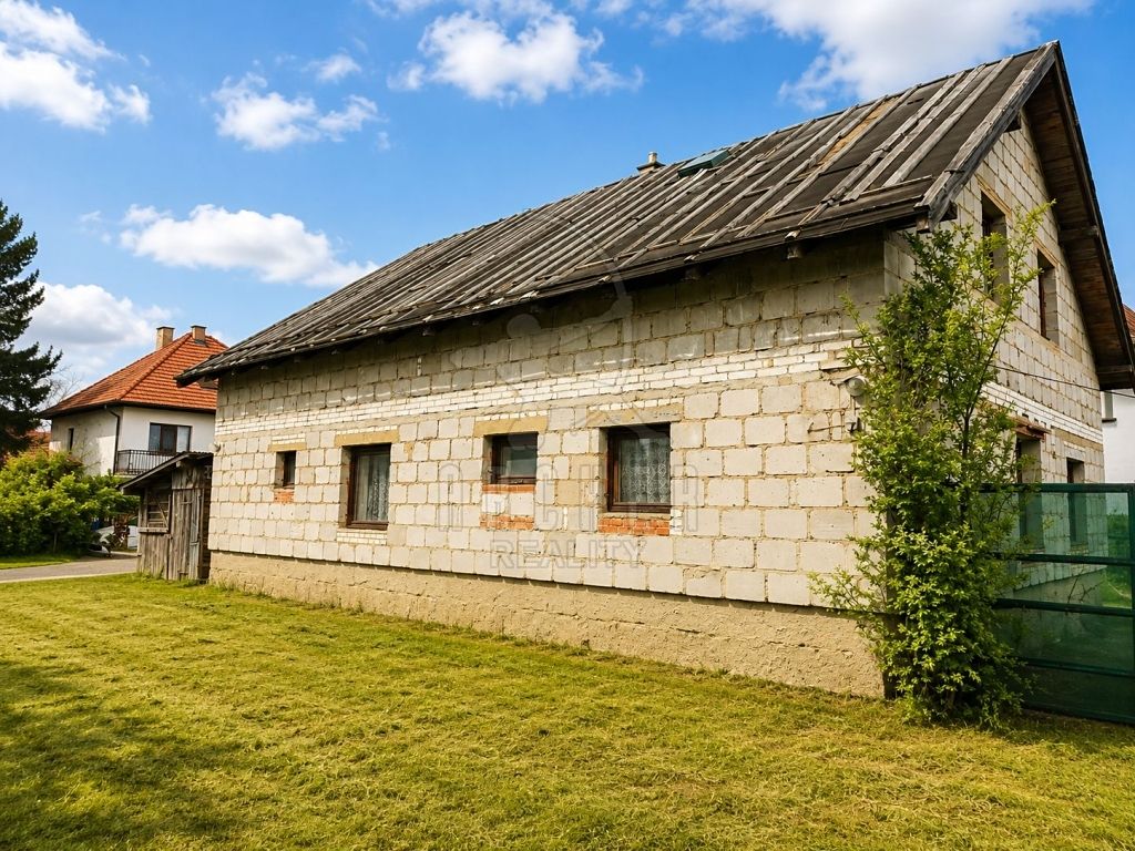 Prodej stavebního pozemku 1147 m² – fotografie 2