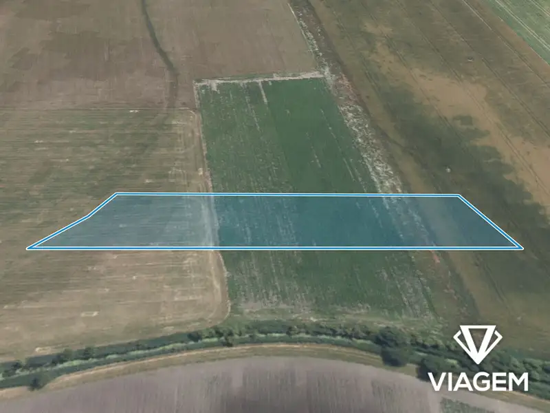 Prodej pole 5998 m², Mochov – náhled fotky 2