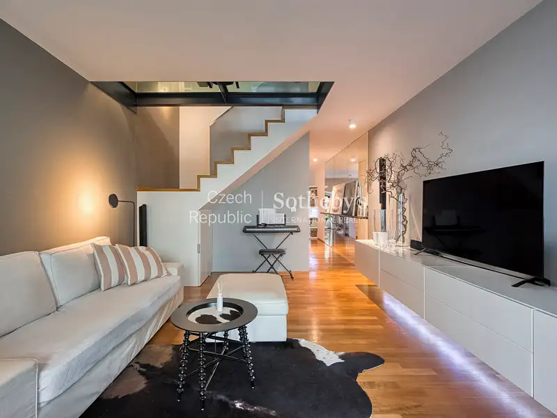 Prodej bytu 3+1 98 m², Praha – náhled fotky 2