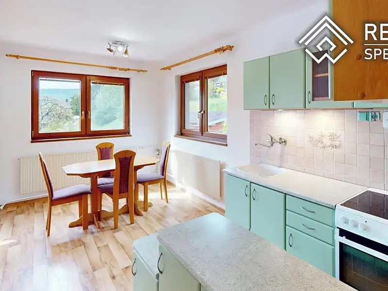 Prodej rodinného domu 209 m², pozemek 1148 m², Mladkov – náhled fotky 2