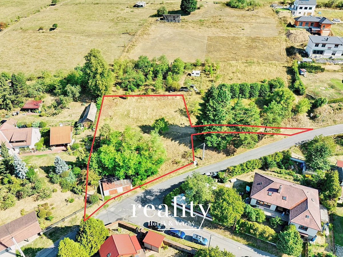 Prodej stavebního pozemku 1362 m² – fotografie 3