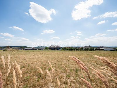 Prodej stavebního pozemku 1078 m²
