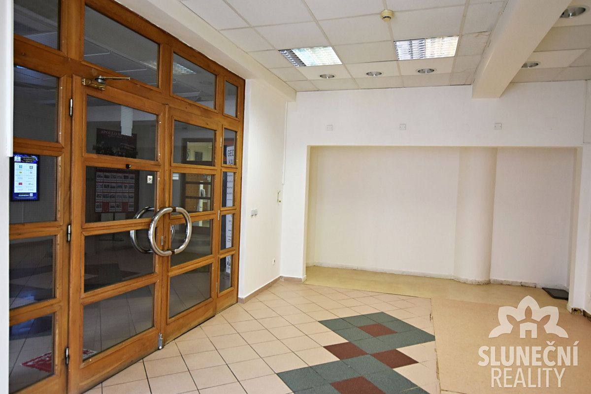 Pronájem obchodního prostoru 72 m² – fotografie 2