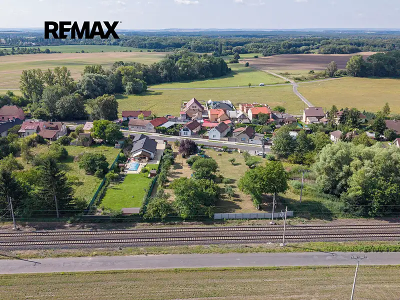 Prodej stavebního pozemku 1422 m², Kostomlaty nad Labem – náhled fotky 3