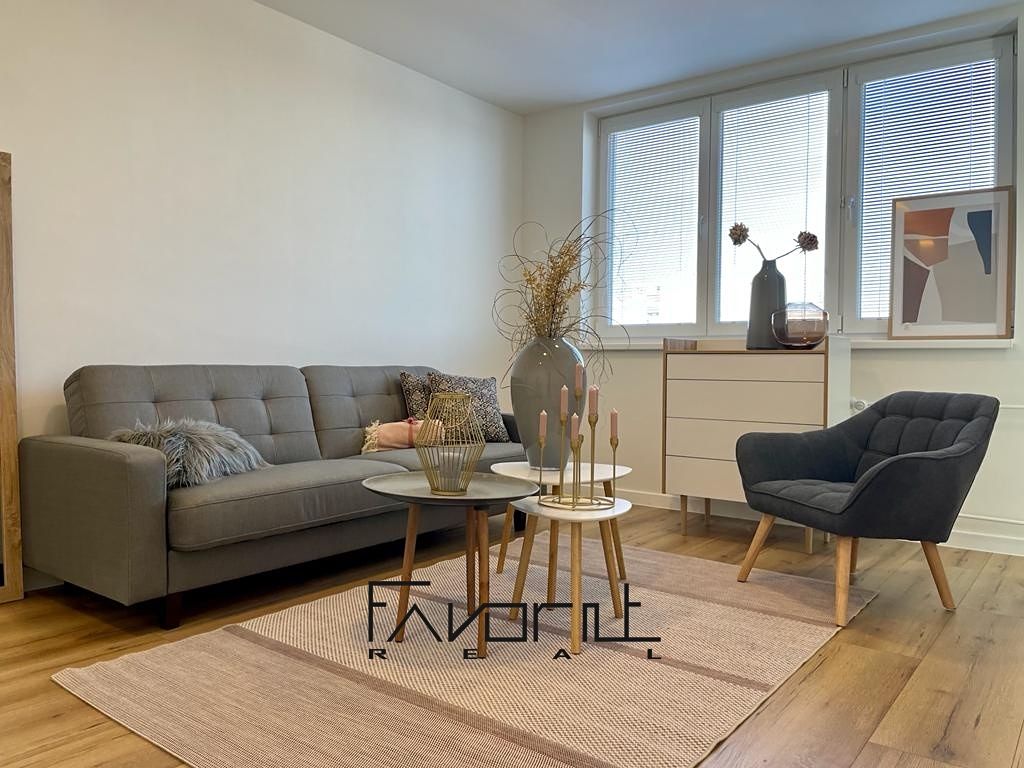 Pronájem bytu 2+1 55 m² – fotografie 3