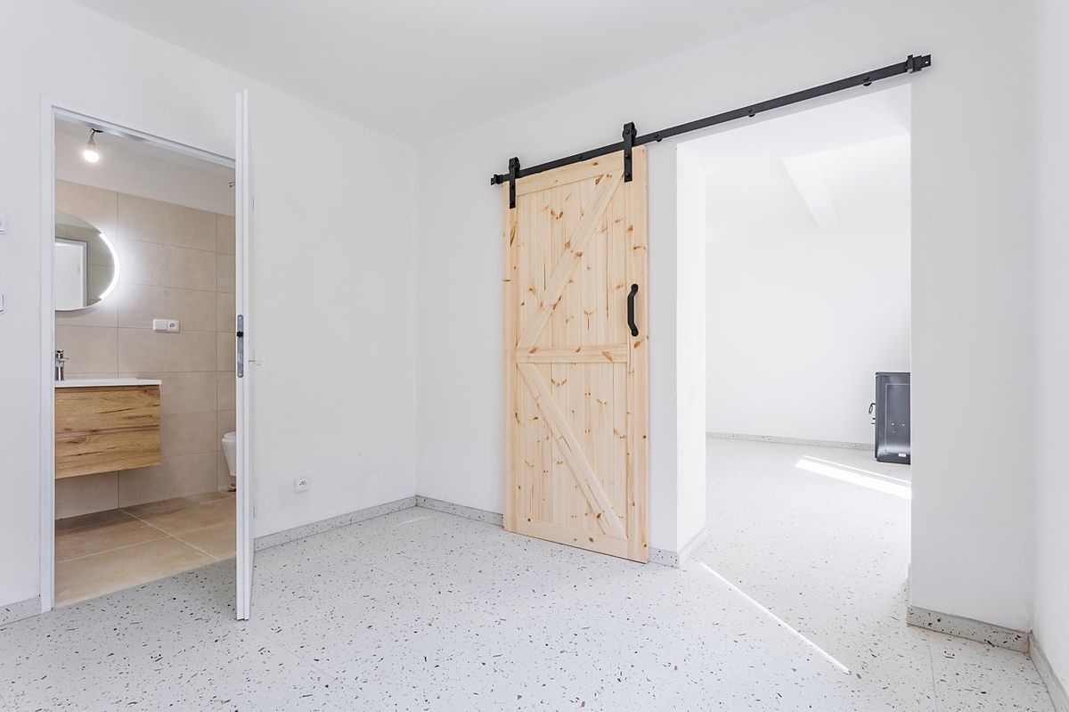 Pronájem bytu 1+1 33 m² – fotografie 4
