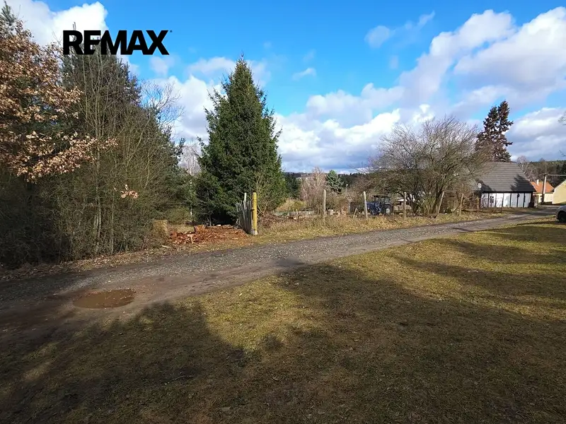 Prodej stavebního pozemku 654 m², Olešná – náhled fotky 3