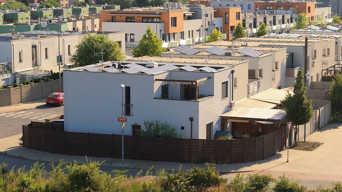 Prodej rodinného domu 160 m², pozemek 230 m²