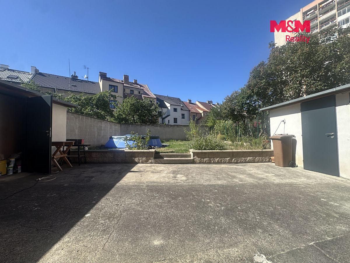 Pronájem bytu 2+kk 33 m² – fotografie 3