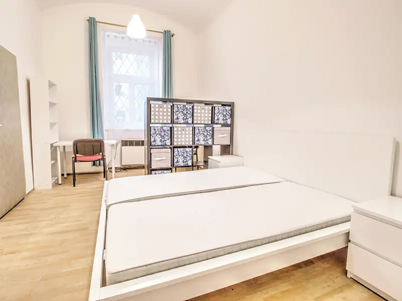 Pronájem bytu 2+kk 46 m², Praha – náhled fotky 1