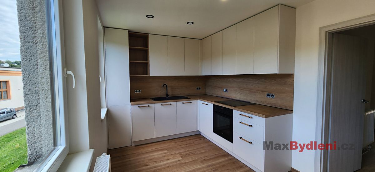 Pronájem bytu 3+1 77 m²