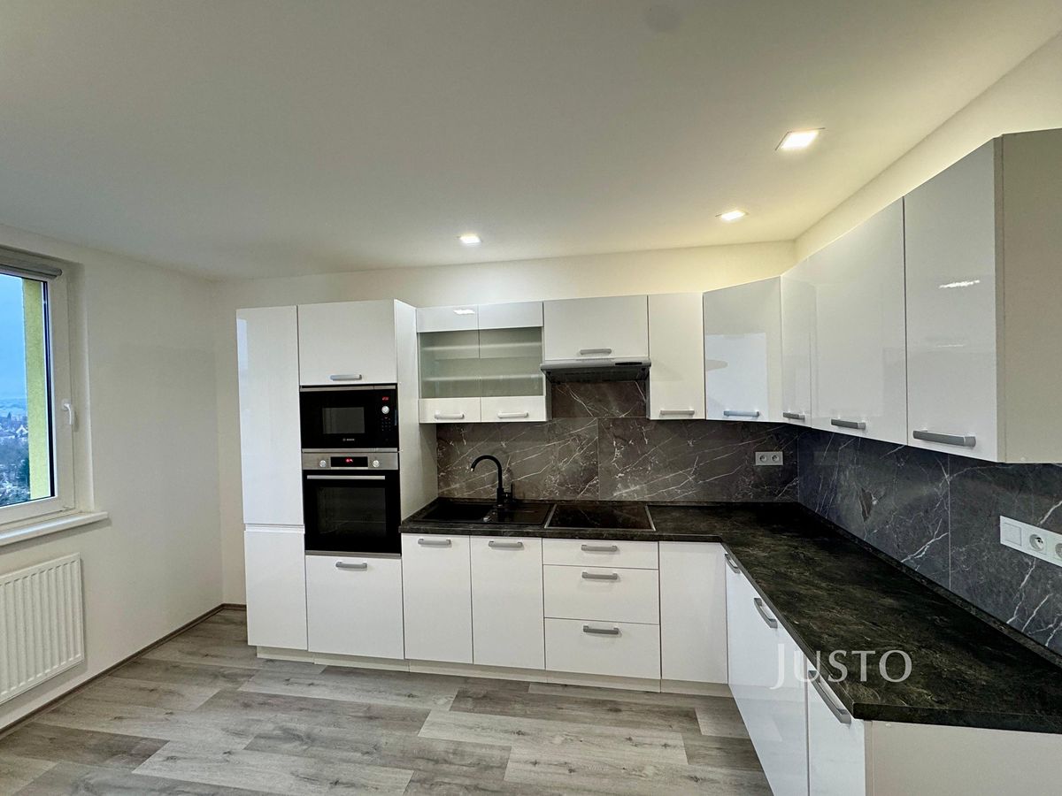 Pronájem bytu 3+kk 58 m² – fotografie 4